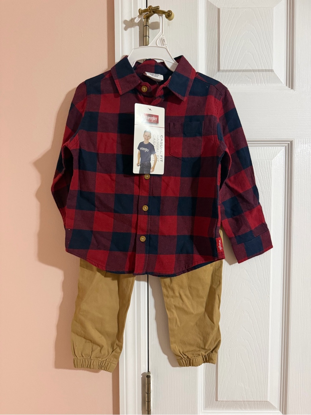 Wrangler Red & Navy Plaid Button-Down Shirt